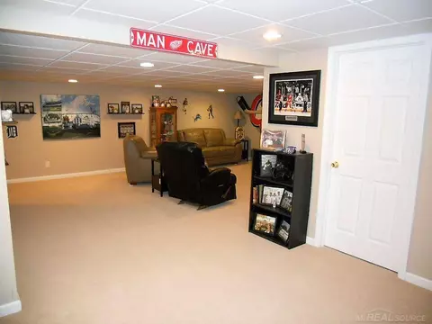 49082 Deerfield, Macomb Twp, MI 48044 photo 43