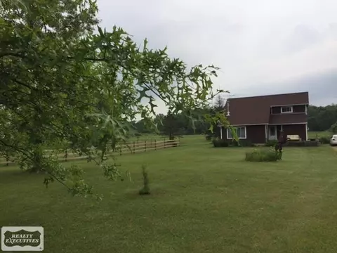 4280 Shutt, Capac, MI 48014 photo 4