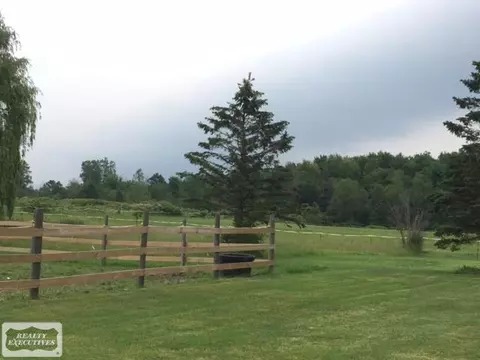 4280 Shutt, Capac, MI 48014 photo 8
