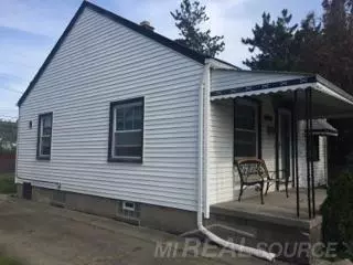 22046 Cushing, Eastpointe, MI 48021 photo 2