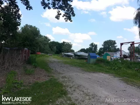 7317 Dyke, Algonac, MI 48001 photo 5