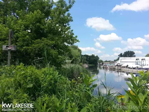 7317 Dyke, Algonac, MI 48001 photo 6