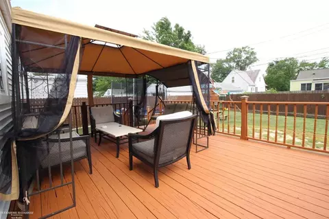 928 E Brickley, Hazel Park, MI 48030 photo 21