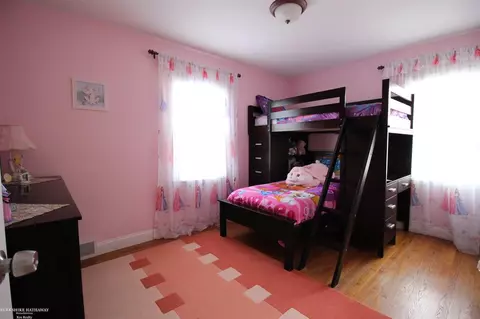 928 E Brickley, Hazel Park, MI 48030 photo 7