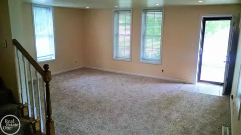 537 N 4th, Saint Clair, MI 48079 photo 7