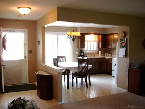11625 Kenneth, Warren, MI 48093 photo 9