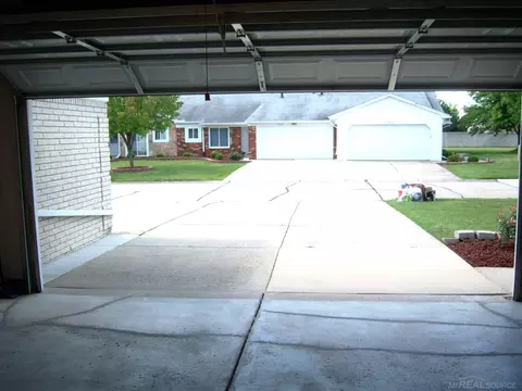 11625 Kenneth, Warren, MI 48093 photo 30