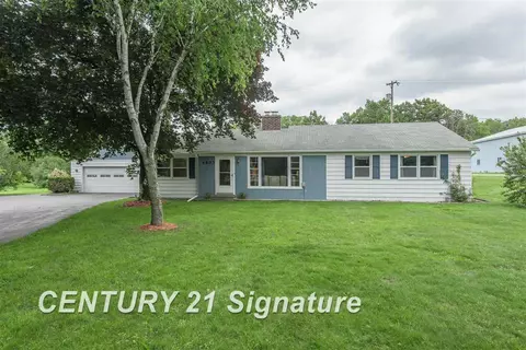 4803 E Riv, Freeland, MI 48623 photo 1