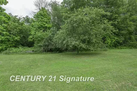 4803 E Riv, Freeland, MI 48623 photo 15