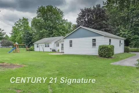 4803 E Riv, Freeland, MI 48623 photo 16