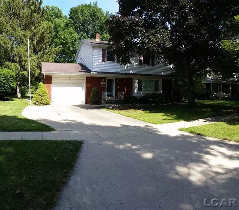 220 Maple, Tecumseh, MI 49286 photo 1