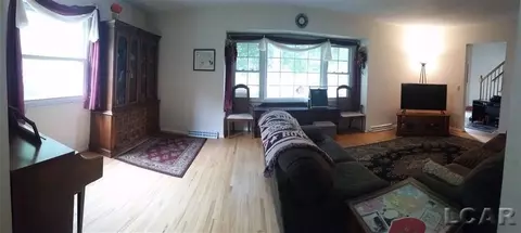 220 Maple, Tecumseh, MI 49286 photo 3
