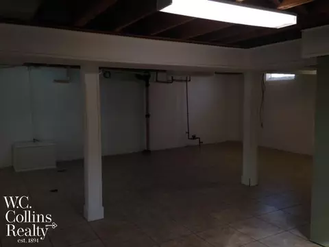31200 Lyons Cir E, Warren, MI 48092 photo 27