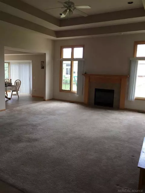 50461 Nagy Ct, Macomb, MI 48044 photo 12
