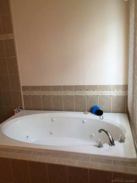 50461 Nagy Ct, Macomb, MI 48044 photo 28