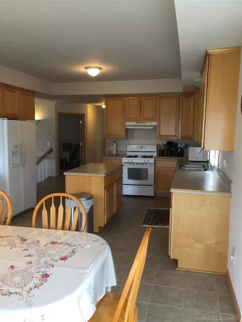 50461 Nagy Ct, Macomb, MI 48044 photo 18