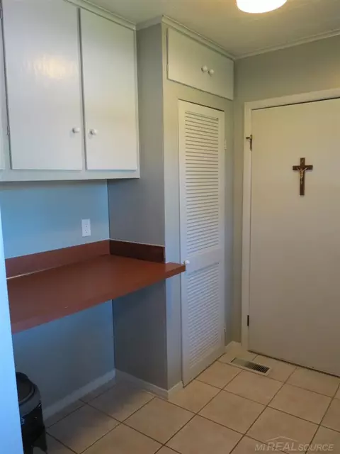 36292 Farmbrook, Clinton Township, MI 48035 photo 30