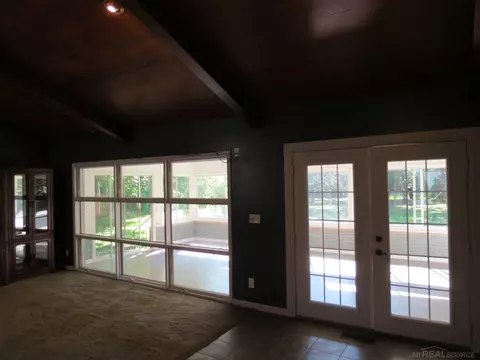 36292 Farmbrook, Clinton Township, MI 48035 photo 16