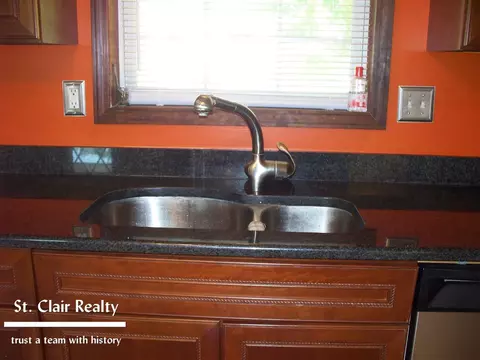 541 N Fourth, Saint Clair, MI 48079 photo 5