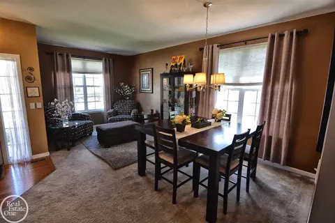 47883 Gloede, Macomb, MI 48044 photo 5