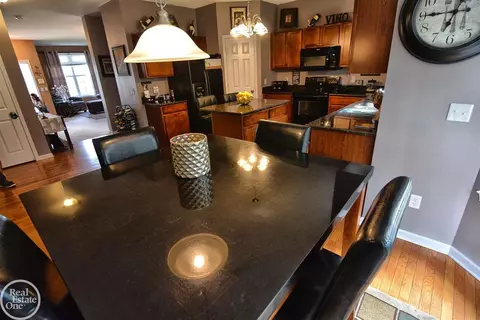 47883 Gloede, Macomb, MI 48044 photo 11