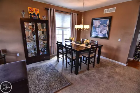 47883 Gloede, Macomb, MI 48044 photo 6