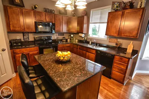 47883 Gloede, Macomb, MI 48044 photo 7