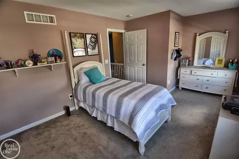 47883 Gloede, Macomb, MI 48044 photo 26