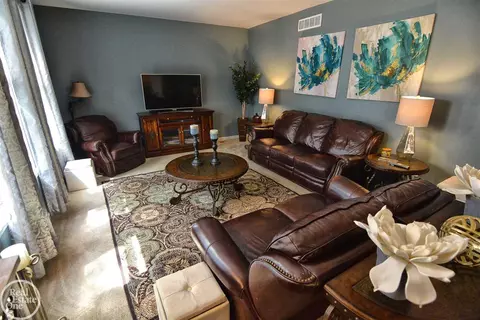 47883 Gloede, Macomb, MI 48044 photo 12