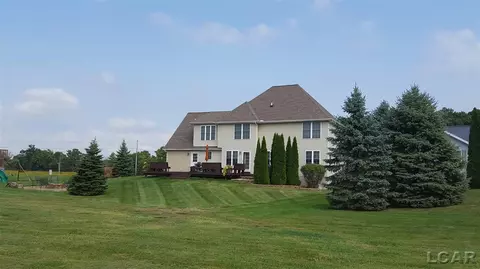 839 Stetson, Tecumseh, MI 49286 photo 3