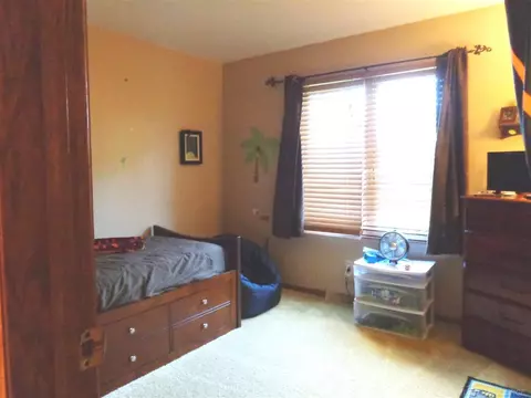 415 N Hunter, Capac, MI 48014 photo 9