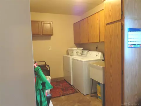 415 N Hunter, Capac, MI 48014 photo 10