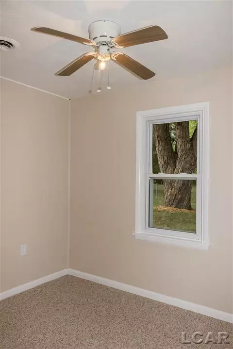 232 Riverside, Adrian, MI 49221 photo 5