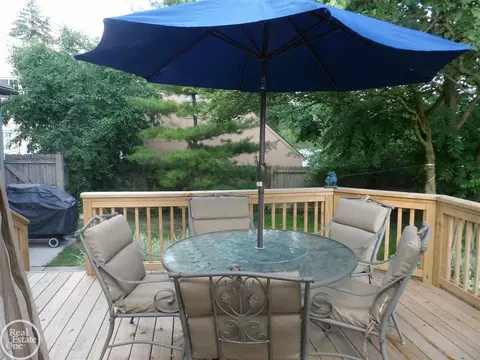 68 Evaline, Troy, MI 48085 photo 3