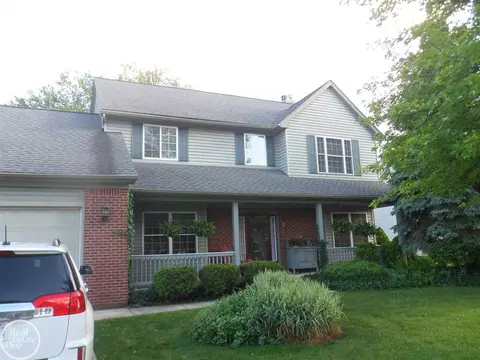 68 Evaline, Troy, MI 48085 photo 1
