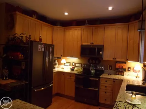 68 Evaline, Troy, MI 48085 photo 7