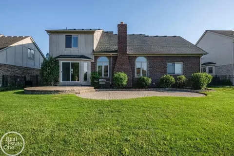 20900 Ivy, Macomb, MI 48044 photo 23