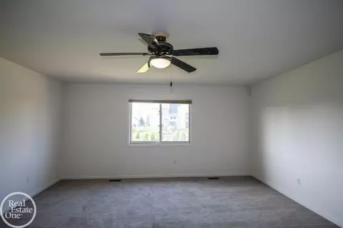 20900 Ivy, Macomb, MI 48044 photo 21