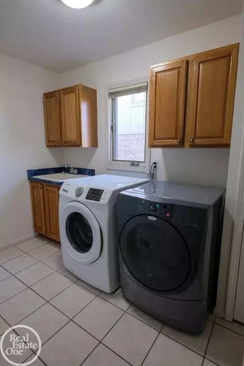20900 Ivy, Macomb, MI 48044 photo 4
