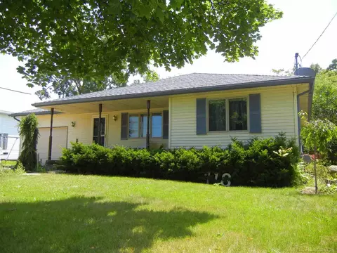 418 E North, Owosso, MI 48867 photo 19