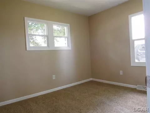 2803 Carson, Adrian, MI 49221 photo 8