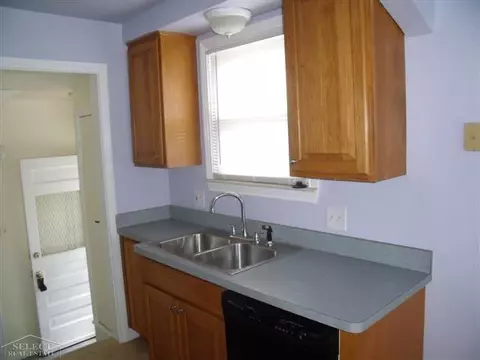 23148 David, Eastpointe, MI 48021 photo 3