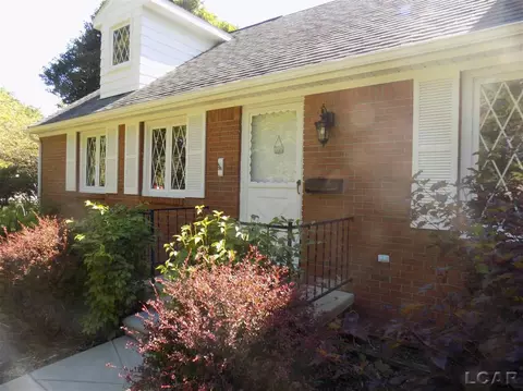 116 Maple, Tecumseh, MI 49286 photo 2