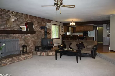 64655 North, Ray, MI 48096 photo 9