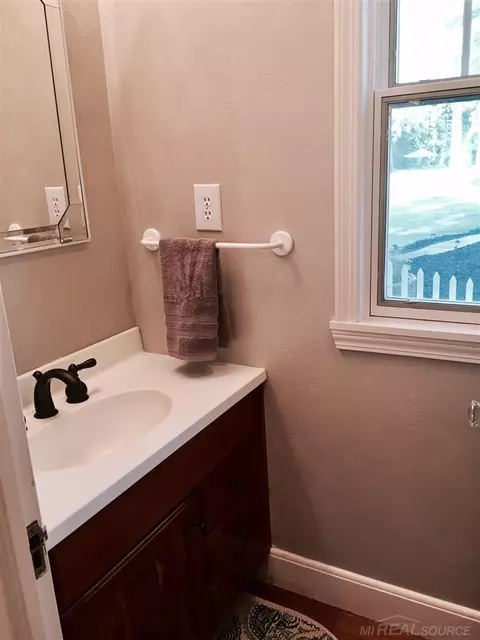 260 N Elk, Sandusky, MI 48471 photo 3