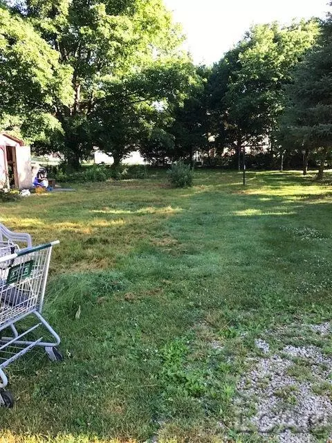 1244 Vine, Adrian, MI 49221 photo 2