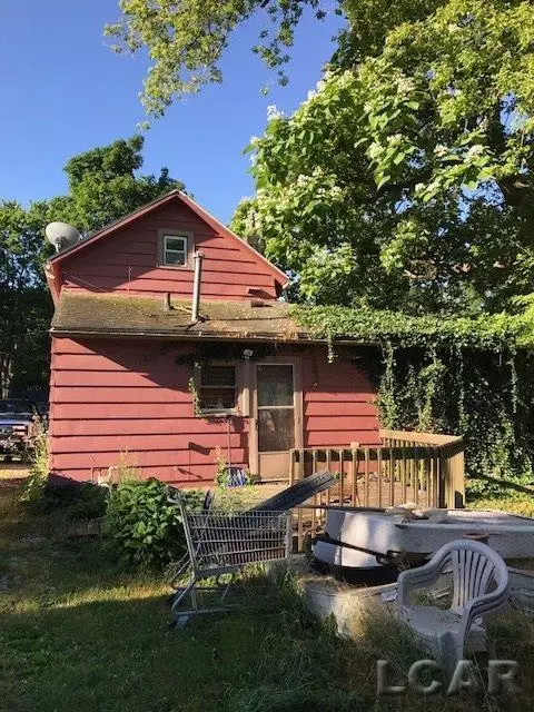 1244 Vine, Adrian, MI 49221 photo 3