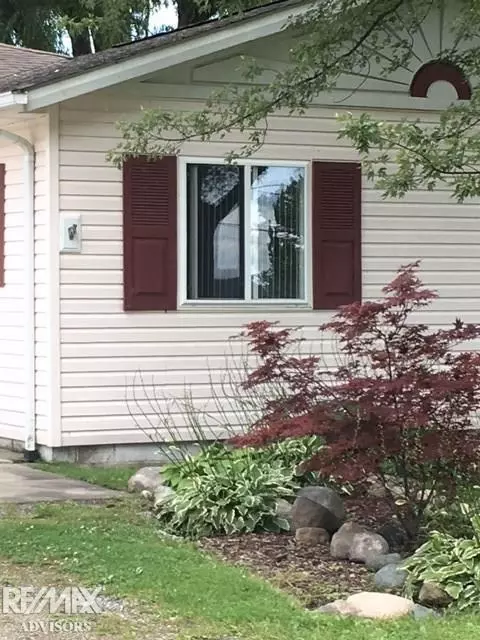 7307 Bealane, Algonac, MI 48001 photo 4