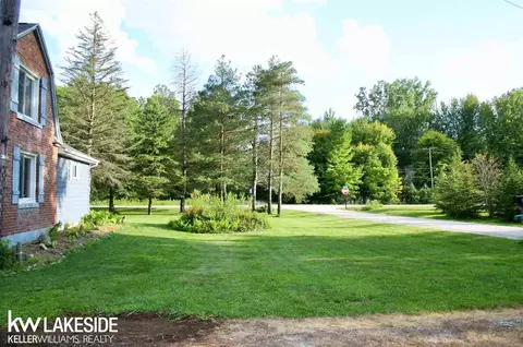 4497 Hessen, Casco, MI 48064 photo 5