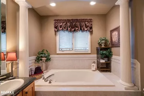 19397 Concetta, Macomb, MI 48044 photo 29